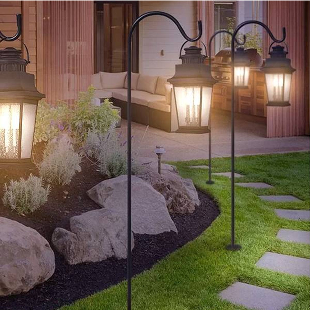 Shepherd's Hooks Garden Planter Stakes for Bird Feeders
